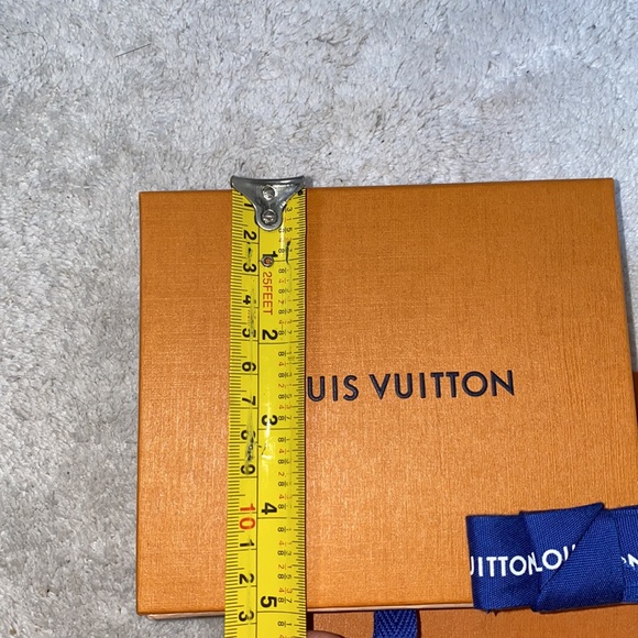 Auth Louis Vuitton gift box paper bag LV ribbon - Picture 5 of 6